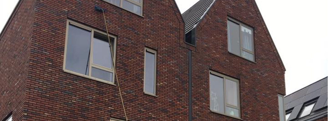 Ramen wassen op hoogte